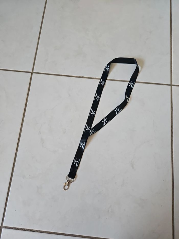 Tour de cou intermarché Neuf cont3