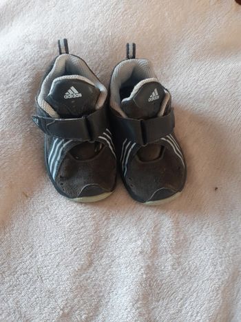 Baskets bébé adidas
