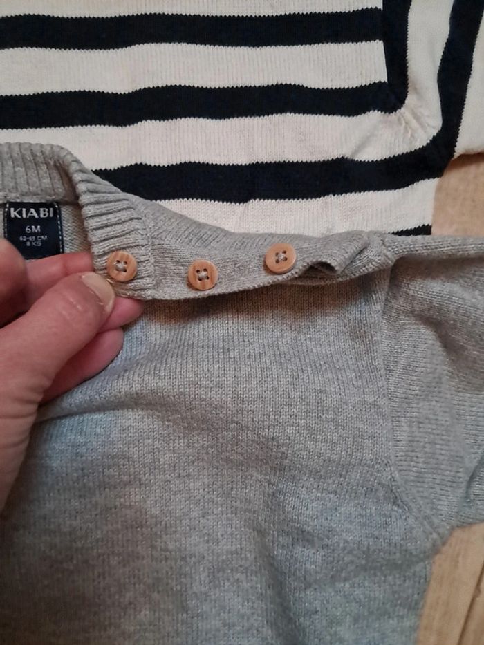 Lot 2 pulls 6 mois - photo numéro 3