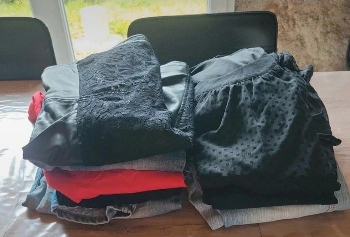 Lot de vêtements femme 34
