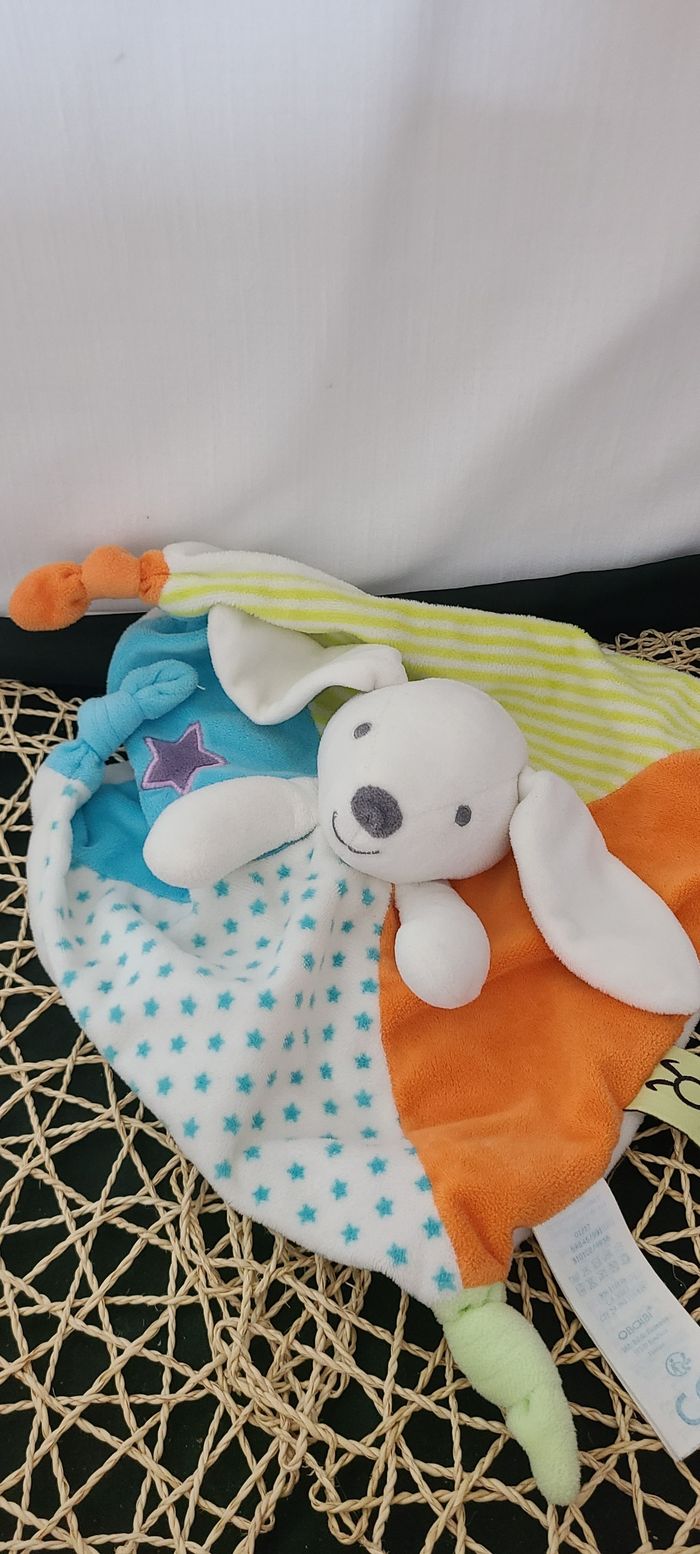 Doudou plat lapin OBAIBI carré étoile bleu blanc orange vert - photo numéro 3