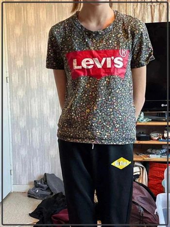 T  shirt  levi's  taille  (12ans)