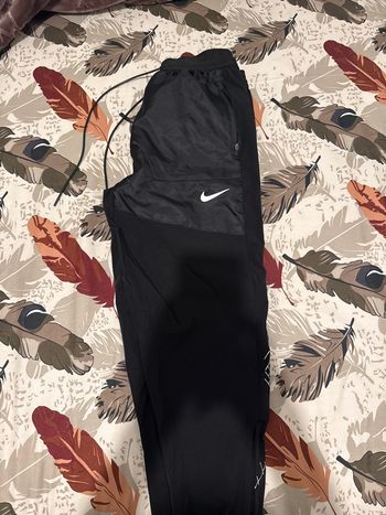 Nike running division b