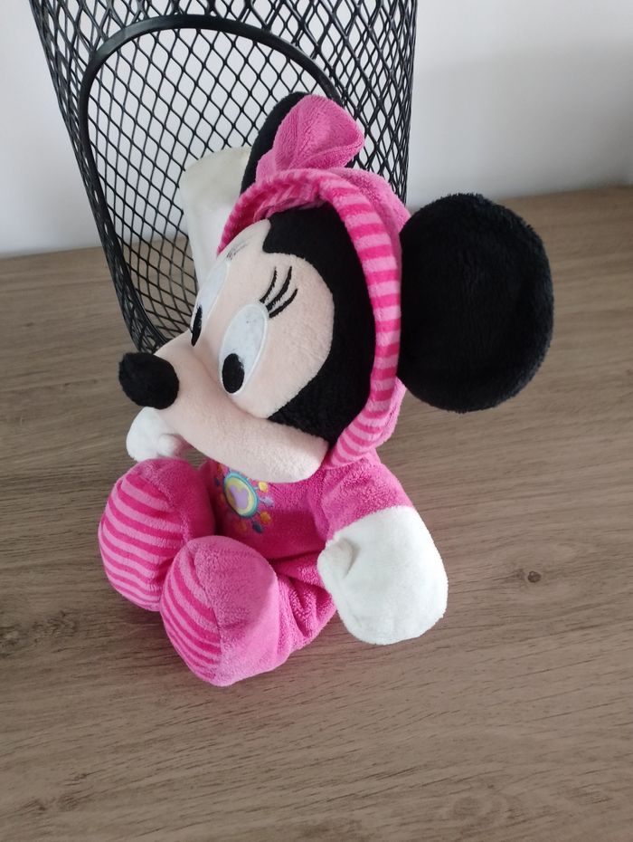 Peluche Disney Minnie - photo numéro 2