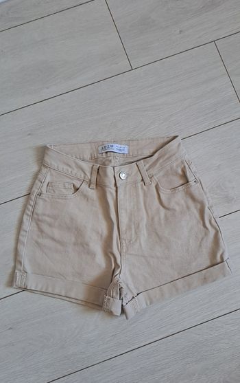 Short en jean beige