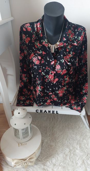Chemise courte noire fleurie T.M Jennyfer TBE 🌺