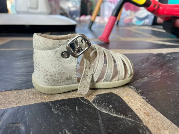 Nu pied taille 18 - photo numéro 5