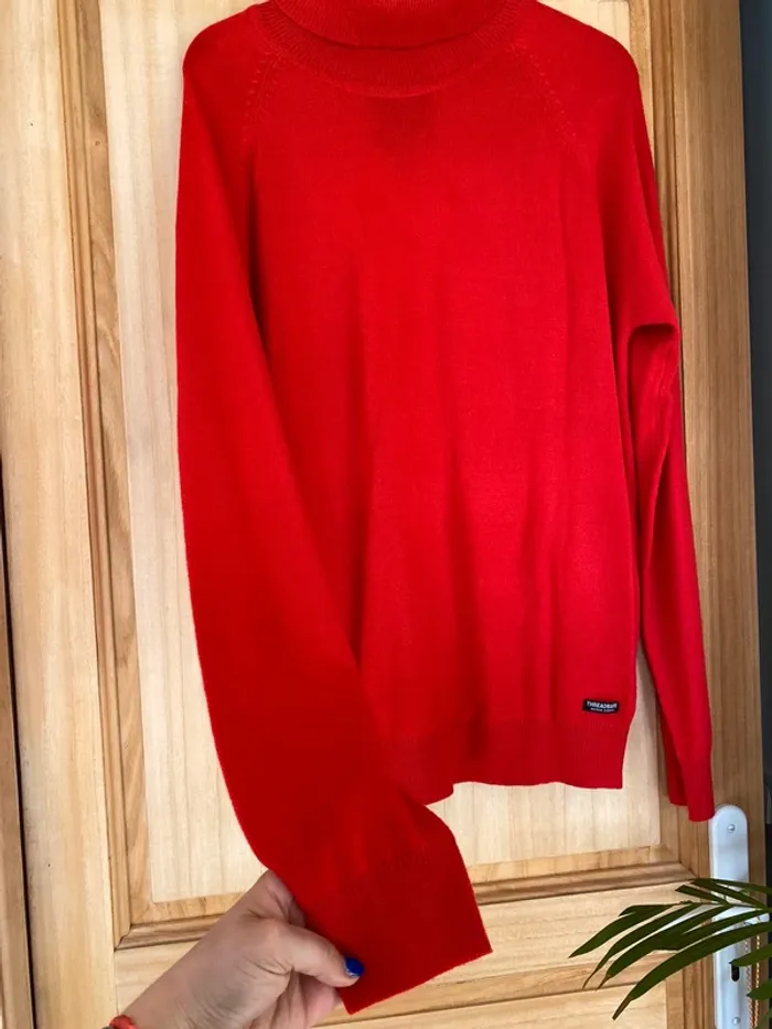 Pull col roulé rouge - photo numéro 2