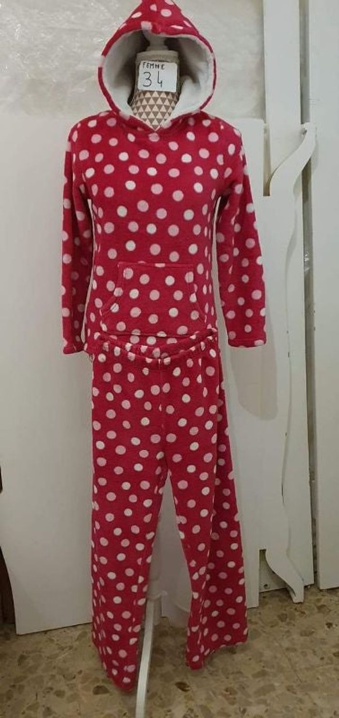 Pyjama, épais au touché tout doux, rose à pois rose plus clair et blanc, en polyester, en très très