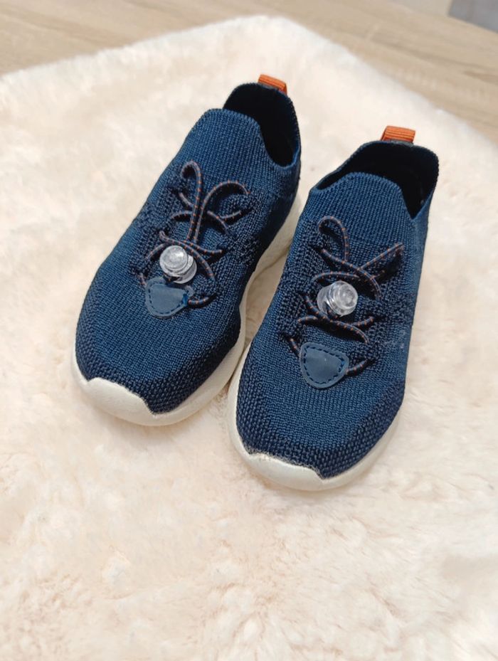 Chaussures pointure 23 garçon - photo numéro 3