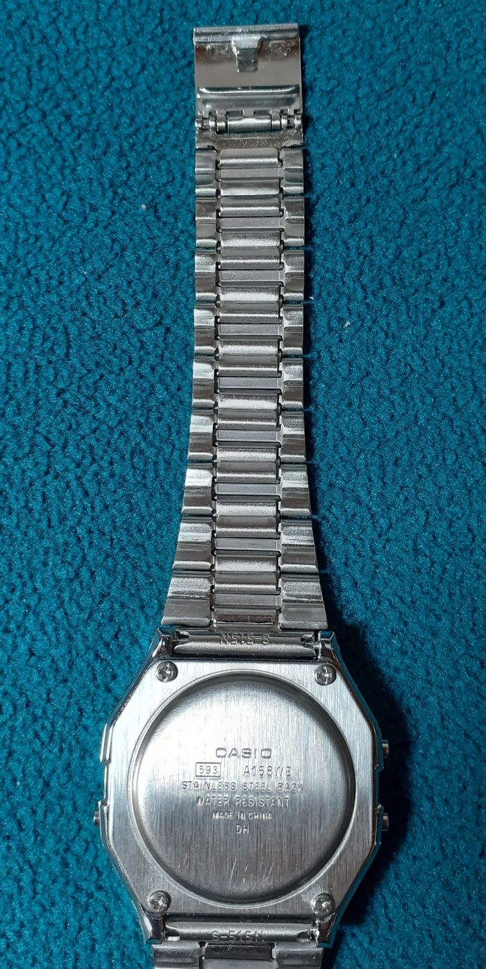 Montre Casio A-158WE custom simpson's - photo numéro 8