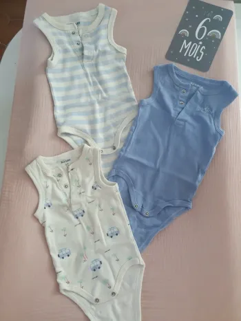 Lot de 3 bodies 6 mois