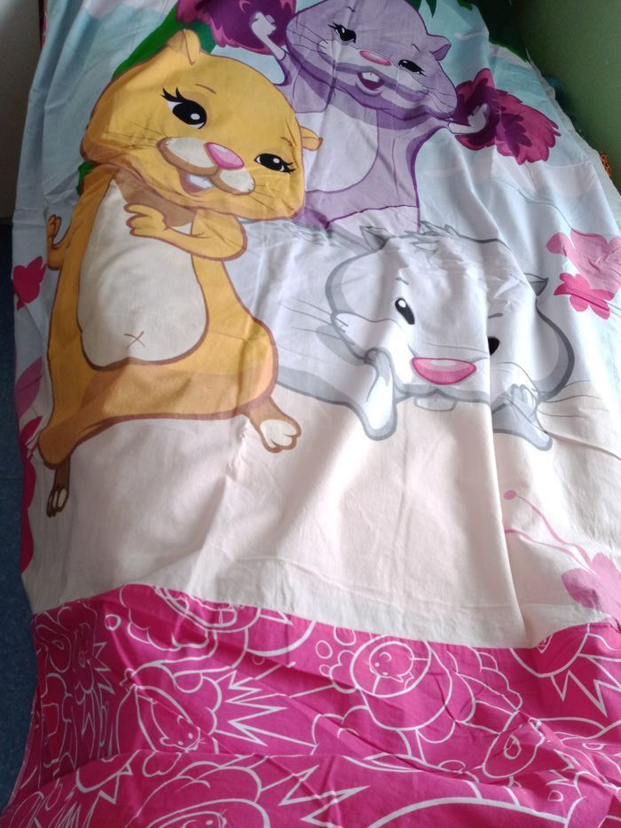 Housse de couette Zhu Zhu pets
1 personne + taie d'oreiller