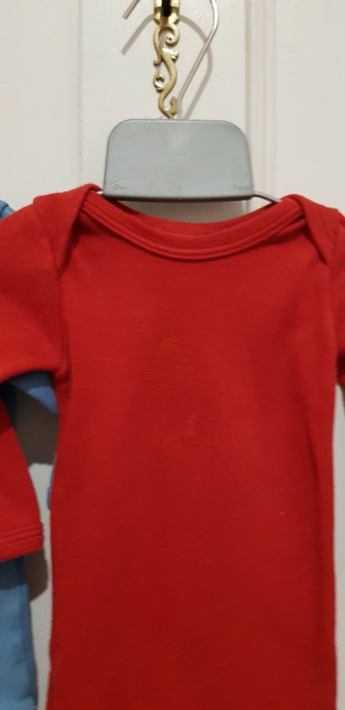 Lot bodies petit bateau 3 mois - photo numéro 4