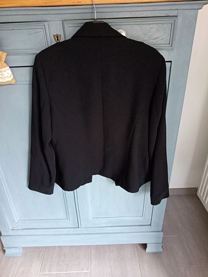 Veste tailleur - photo numéro 4