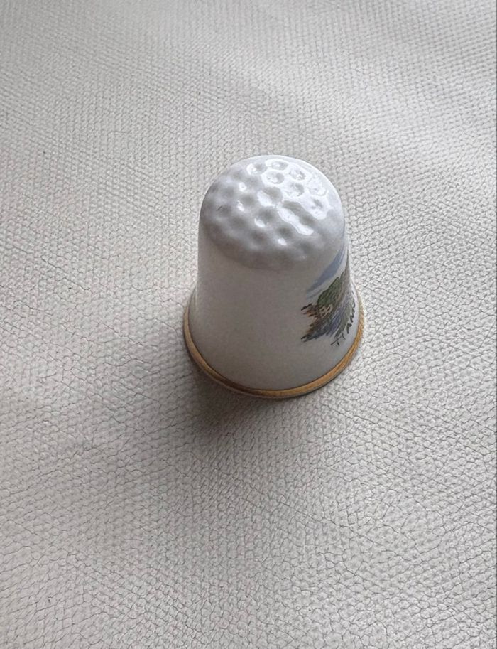 Dé à coudre en porcelaine Amsterdam en parfait état - photo numéro 5