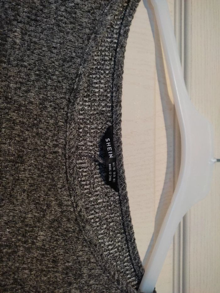 Pull XS - photo numéro 2