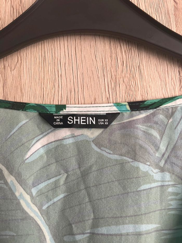 Combishort vert et blanche à fleurs - photo numéro 7