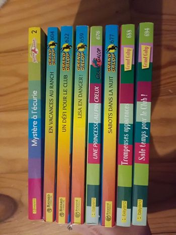 Lot de 8 livres Grand Galop