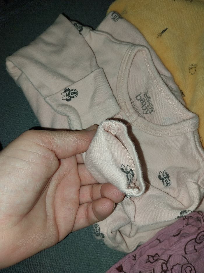 8 pyjamas - photo numéro 2