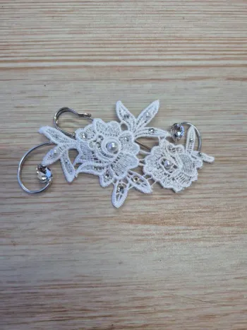 Broche pour robe