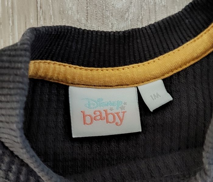 Sweat Winnie the pooh, bébé 1 mois - photo numéro 2