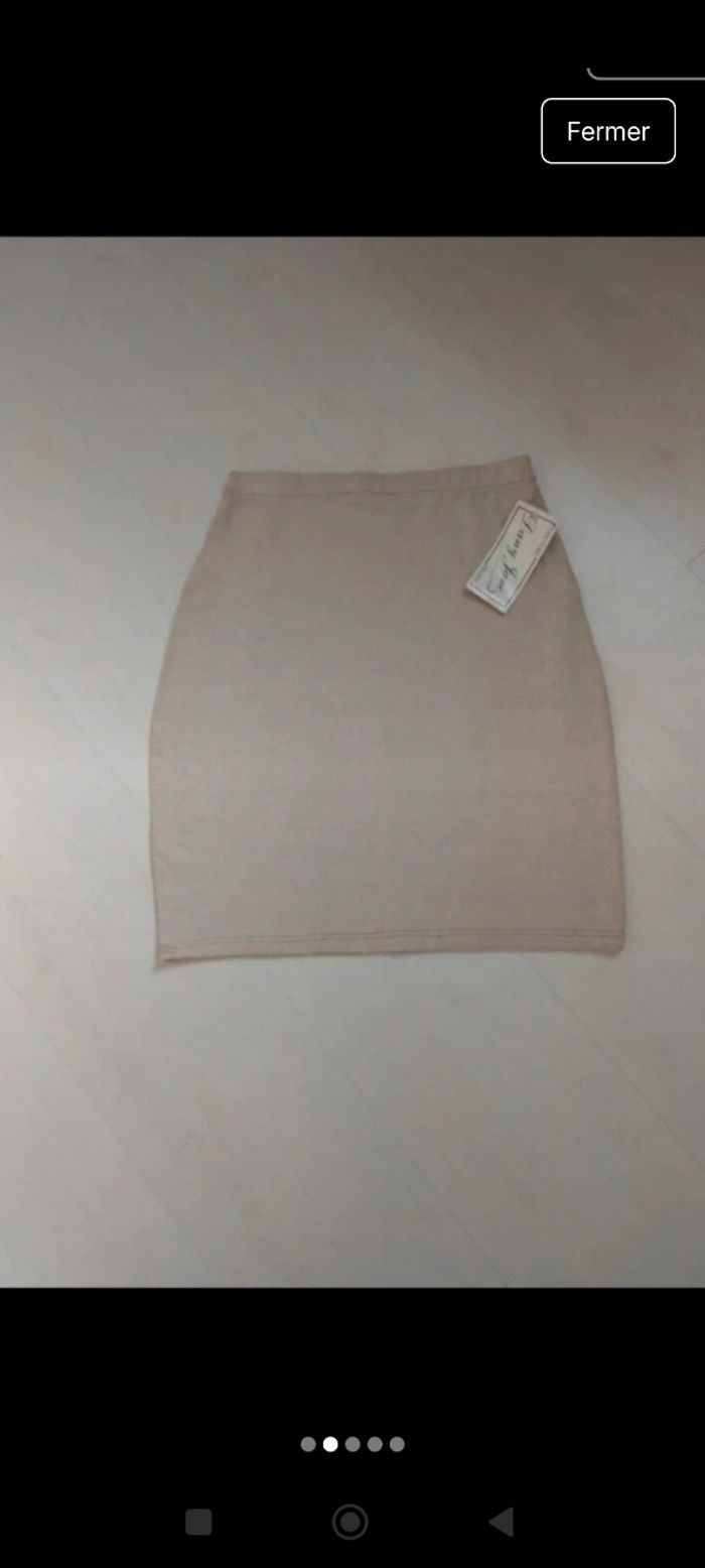 Jupe Taille S Neuve Étiquetée marque Dany Jane Couture - photo numéro 2