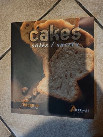 Livre Cakes salés/ sucrés