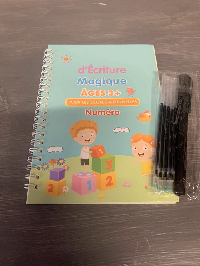 Cahier magique : Livre d’apprentissage des numéros
