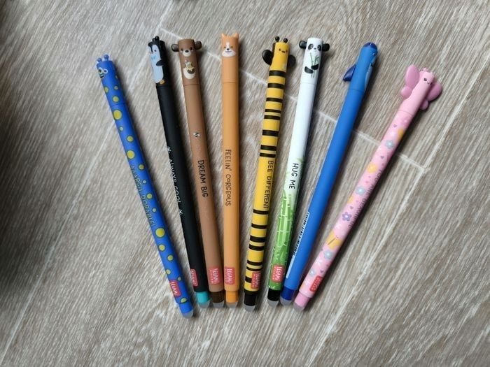 Lot de 8 stylos effaçables legami