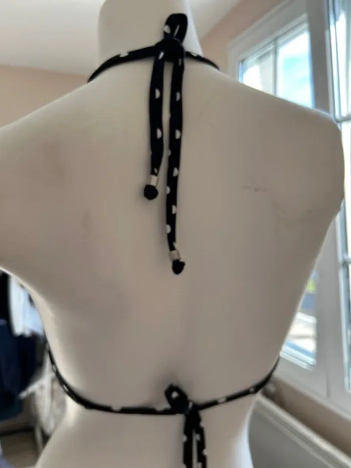 Haut de maillot de bain noir à pois blancs - photo numéro 3