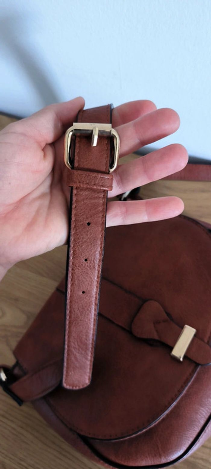 Sac à bandoulière camel jamais porté - photo numéro 7