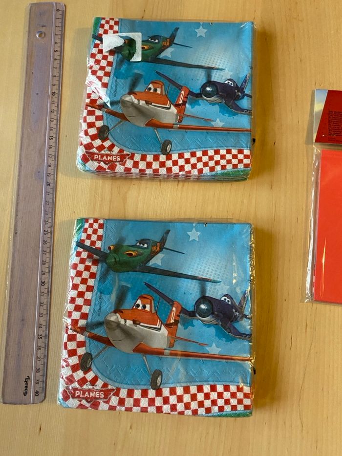 Serviette invitations anniversaire disney Pixar planes avion - photo numéro 6