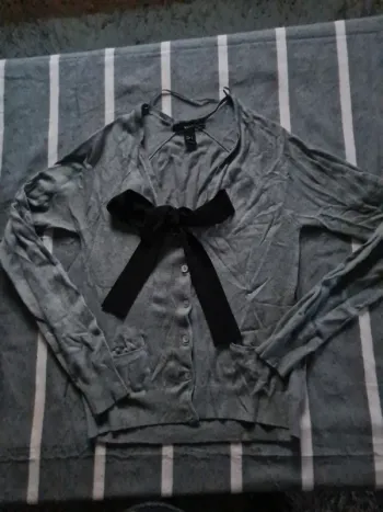 gilet. femme. gris. Taille L. Mango