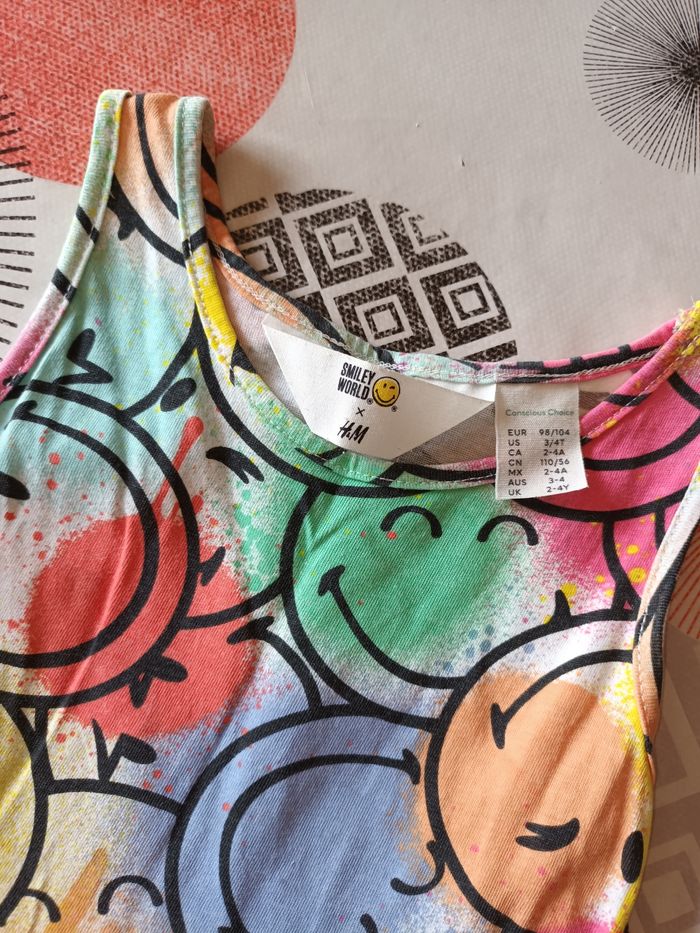 Robe smileys taille 3 4 ans - photo numéro 2