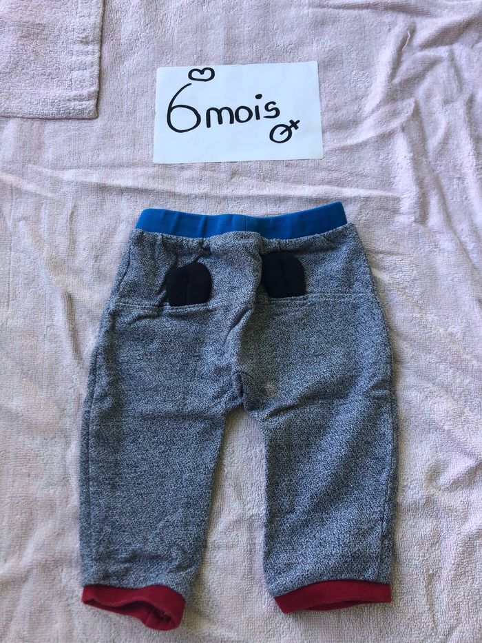 Ensemble Mickey 6 mois - photo numéro 2