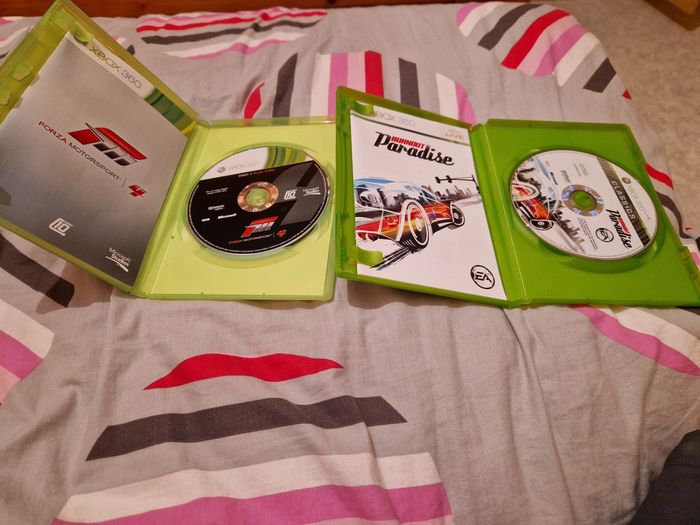 Forza motorsport 4 et Burnout paradise  xbox - photo numéro 3