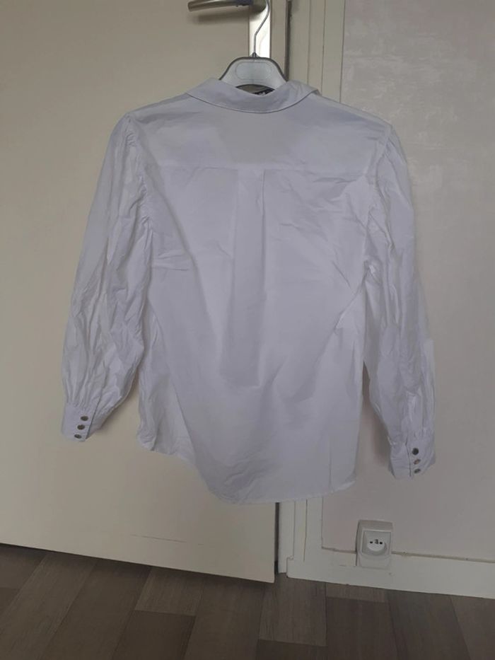Chemise blanche - photo numéro 2
