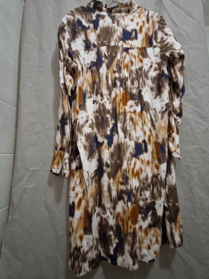 Robe léopard Taille 36 long - photo numéro 3