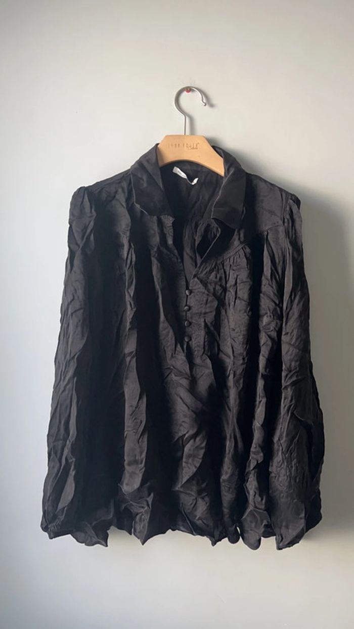 Haut Nina Kaufmann neuf avec etiquette taille xl 100% cupro. Prix boutique 59€