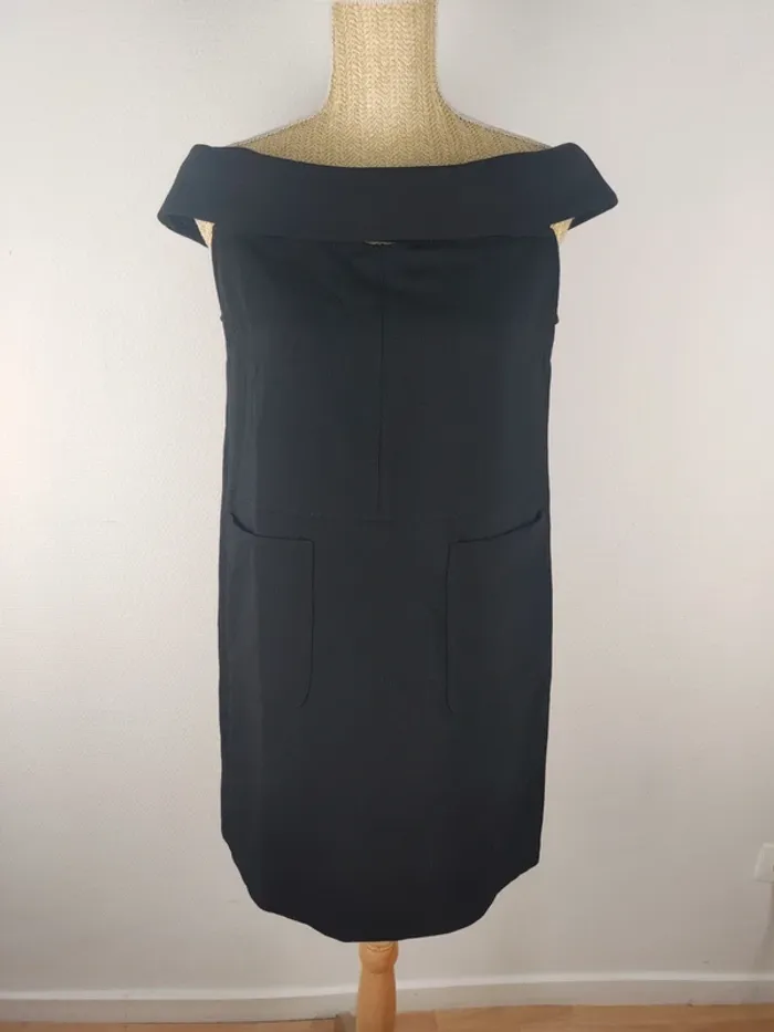 Robe mi-longue manches courtes col bardot noir avec poches taille 38 / 40 See U Soon