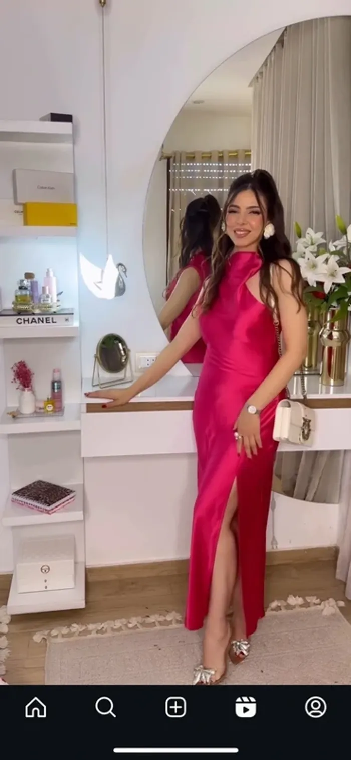 Nouvelle robe rose fuchsia, collection été 2025 en satin taille L - photo numéro 11