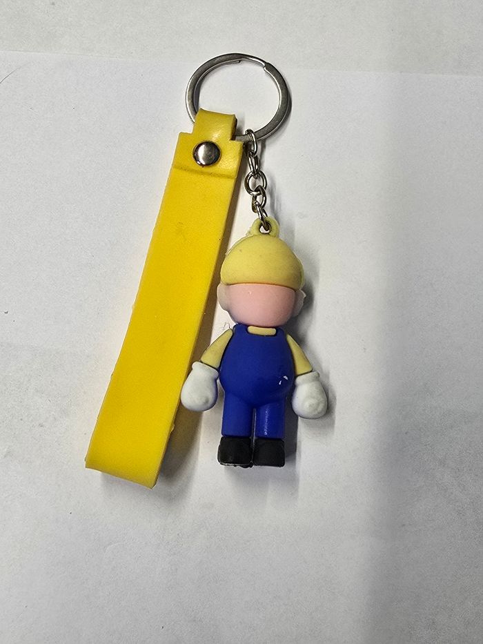 Porte clés Mario jaune - photo numéro 2