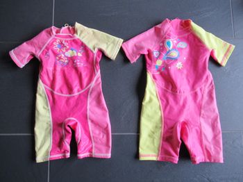 2 Combinaisons anti UV bébé piscine mer neuves 1 an / 12 mois Nabaiji(maillot de bain) fille