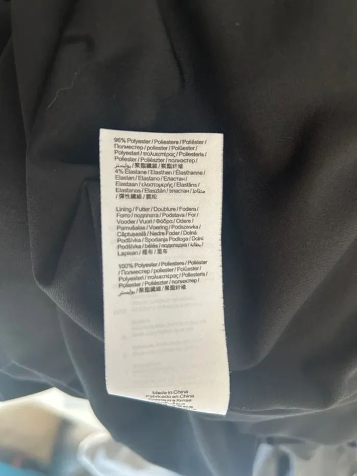 Esprit robe noire, moulante femme, taille M/38 manches longues - photo numéro 6