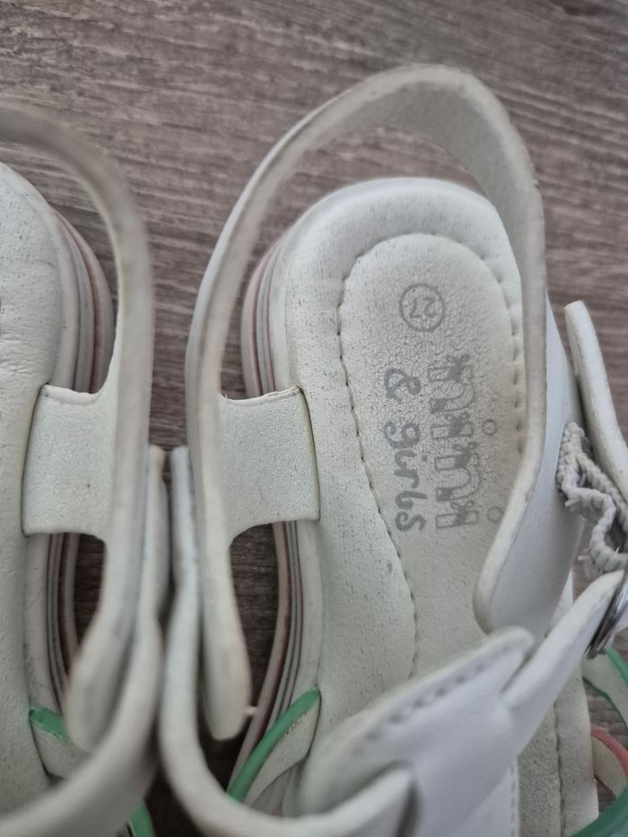 Sandalettes pointure 27 - photo numéro 6