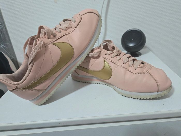 Basket cortez nike rose et doré - photo numéro 3