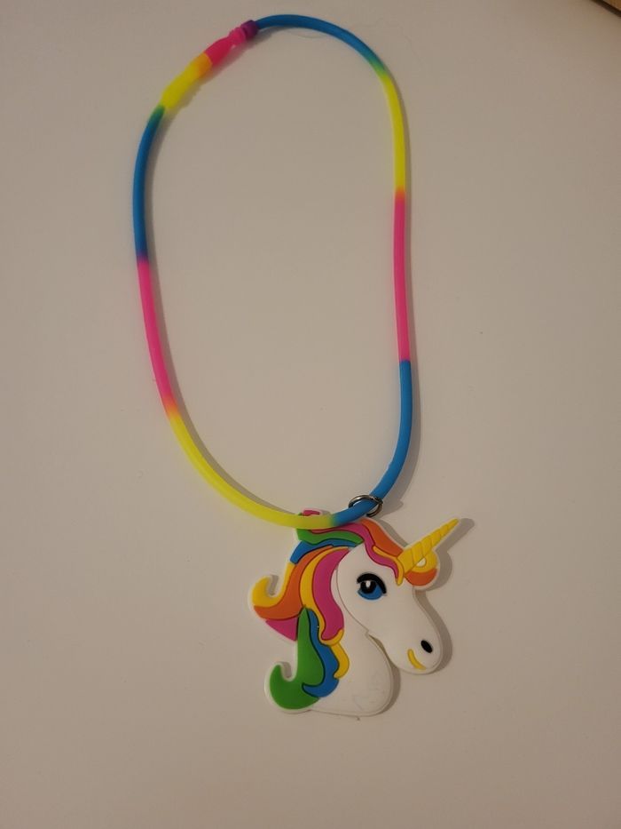 Lot de 4 bijoux licorne - photo numéro 2