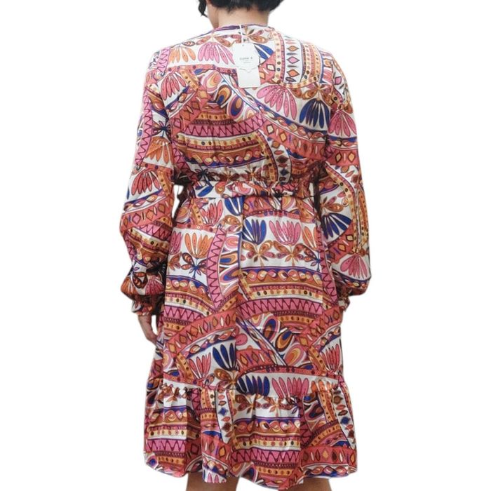 Jolie robe neuve - photo numéro 2
