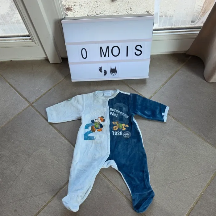 Lot vêtements 0 / 1 mois - photo numéro 7